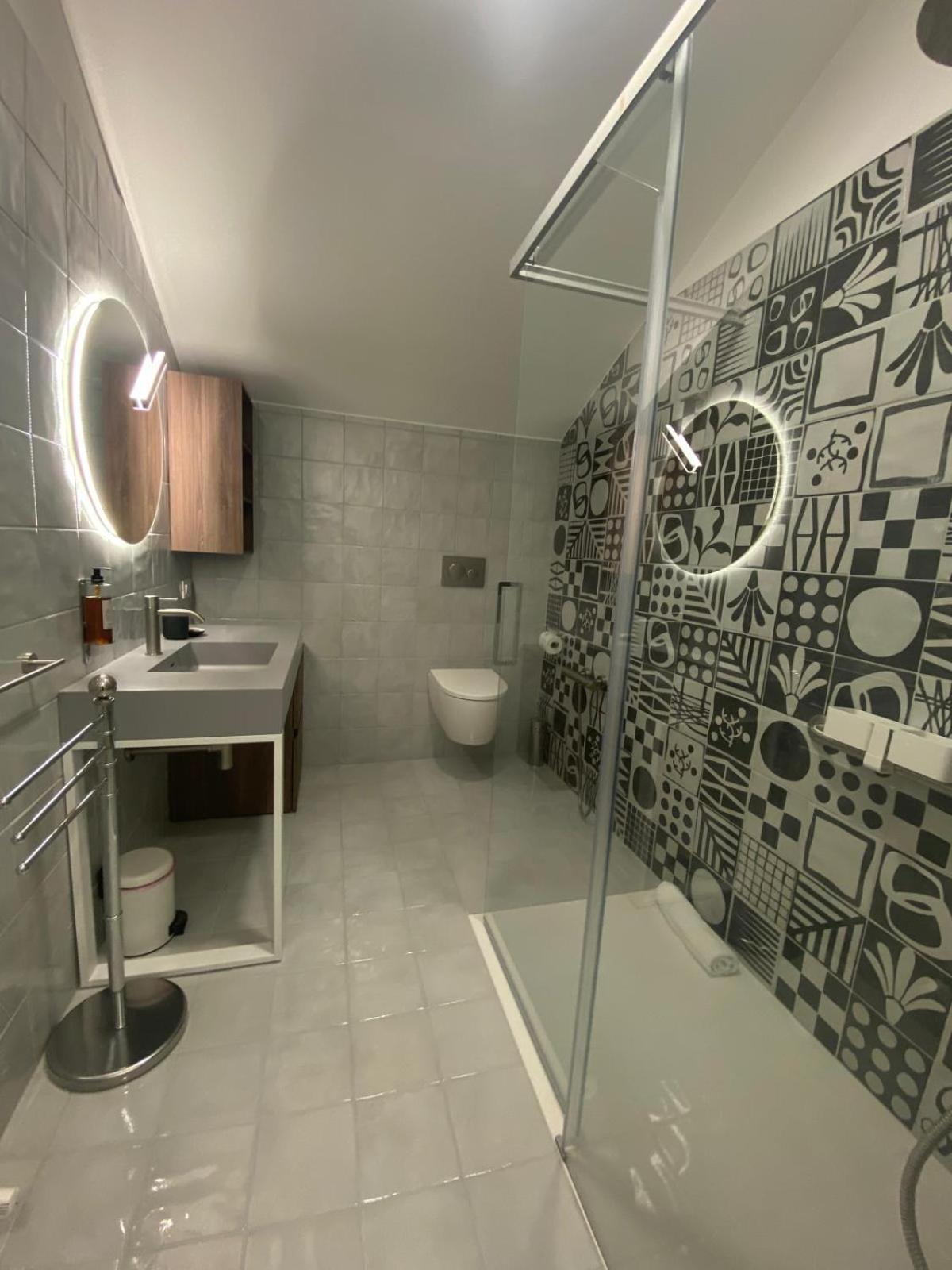 Appartement Palazzo Venezian 5 à Trieste Extérieur photo